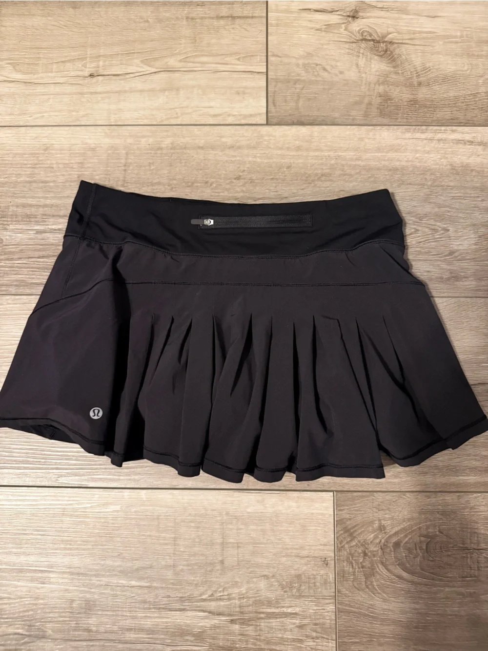 lululemon athletica Black Athletic Skort - Circuit Breaker Skort - Picture 3 of 5
